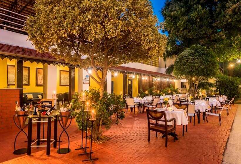 בית מלון כפרי Royal Orchid Metropole Mysore