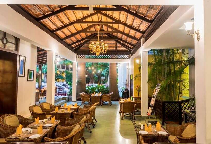 בית מלון כפרי Royal Orchid Metropole Mysore