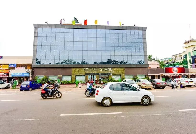 Hotel Swosti Grand