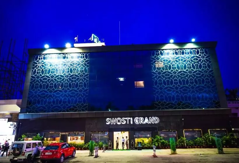 Hotel Swosti Grand