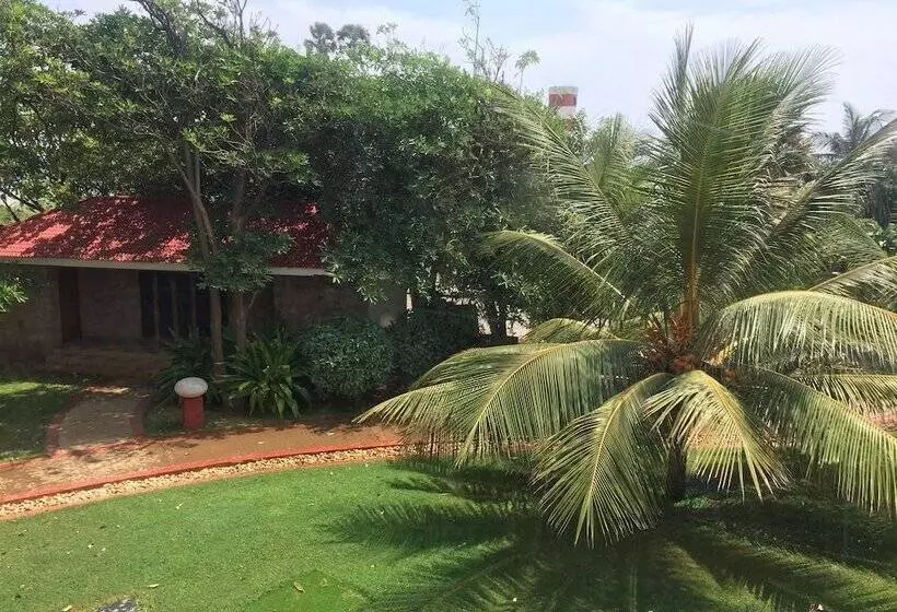 Отель The Park  Visakhapatnam