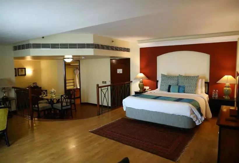 Отель The Park  Visakhapatnam