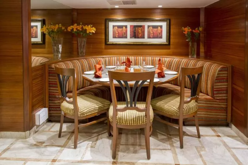 The Shalimar Hotel, Kemps Corner