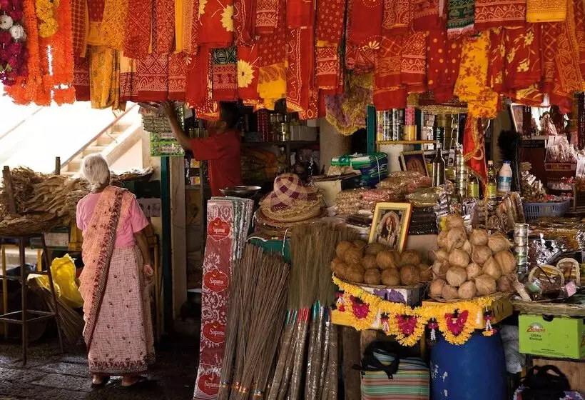 هتل Trou Aux Biches Beachcomber Golf Resort & Spa