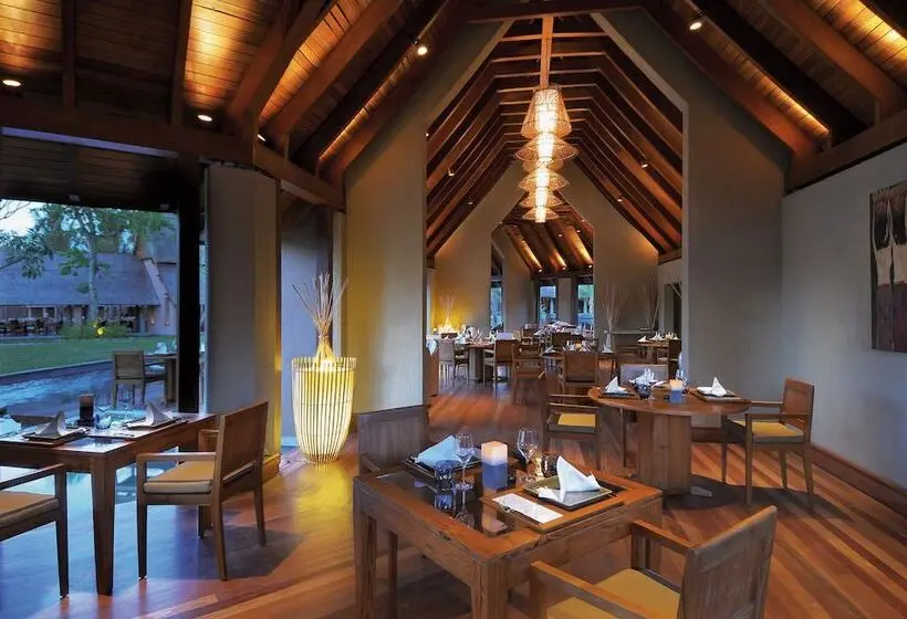 هتل Trou Aux Biches Beachcomber Golf Resort & Spa