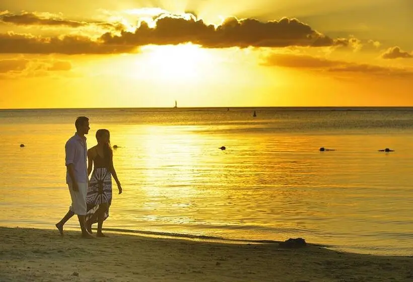 هتل Trou Aux Biches Beachcomber Golf Resort & Spa