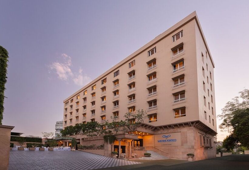 هتل V Sarovar Portico Mi Road Jaipur
