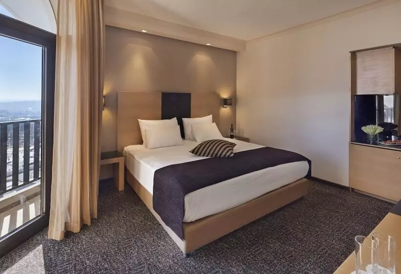 Отель Vert Jerusalem By Afi