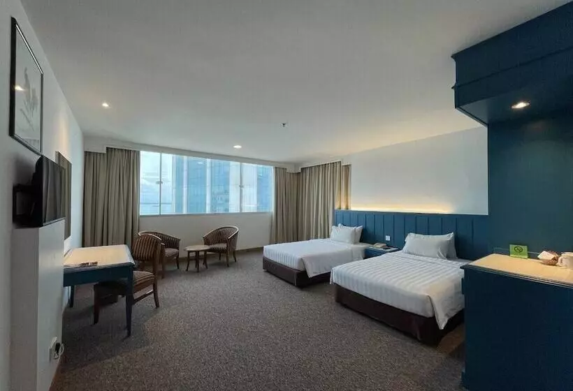 فندق Continental