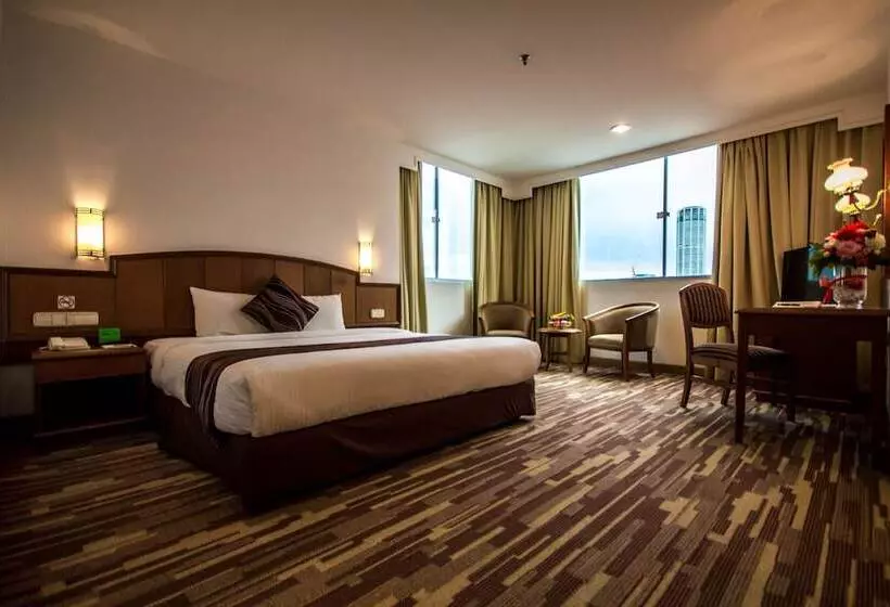 فندق Continental