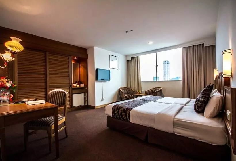 فندق Continental