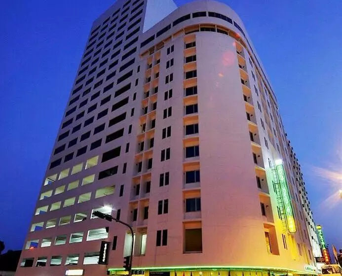 فندق Continental