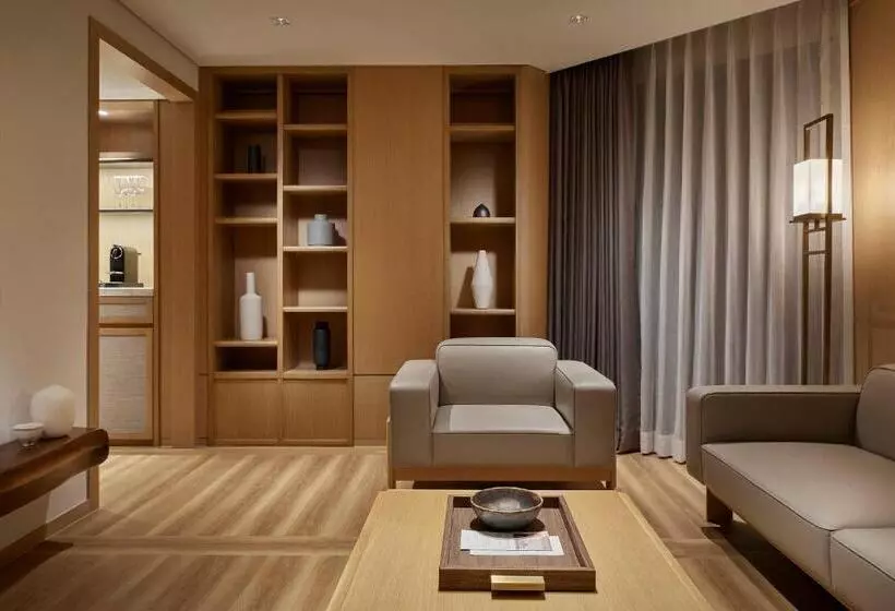 Hotel Grand Josun Busan