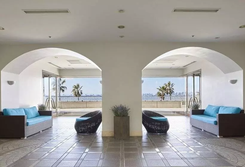 Отель Grand Nikko Tokyo Bay Maihama