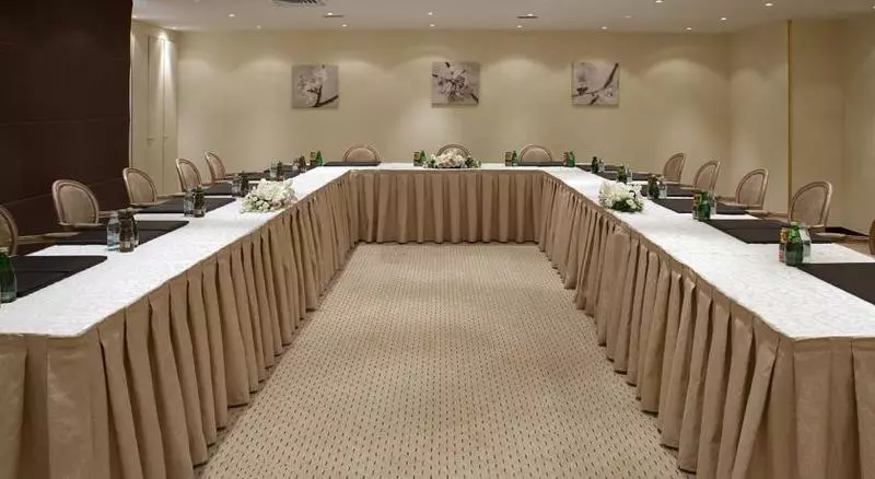 هتل Inn & Go Kuwait Plaza