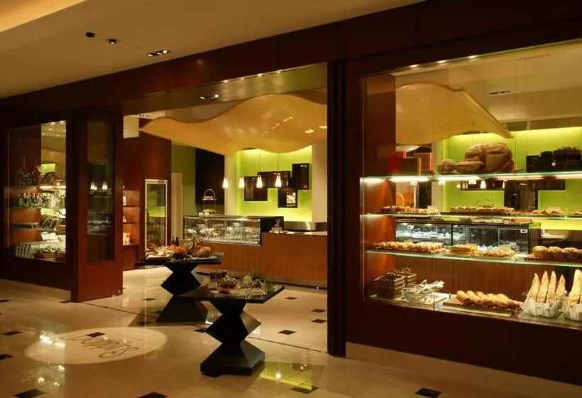 Keio Plaza Hotel Tokyo