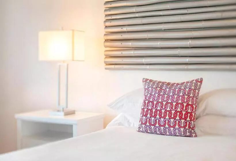 هتل Montpelier Plantation & Beach