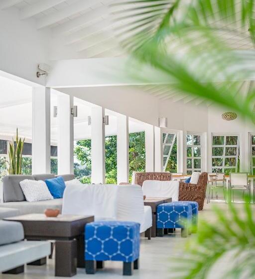 هتل Montpelier Plantation & Beach