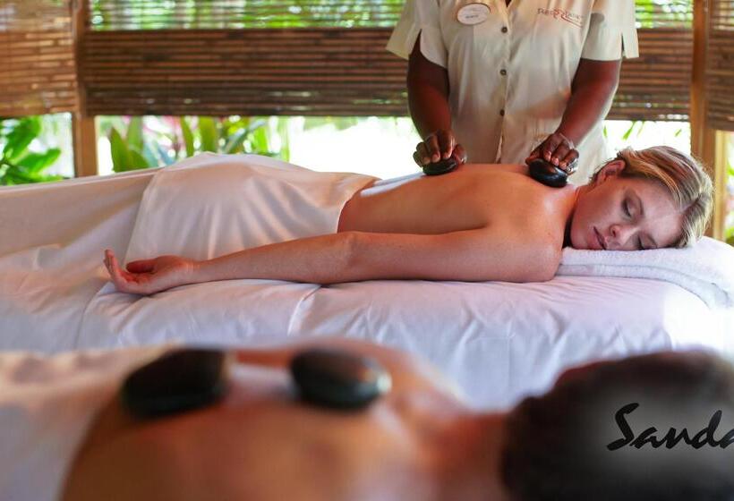 هتل Sandals Royal Caribbean   All Inclusive Couples Only