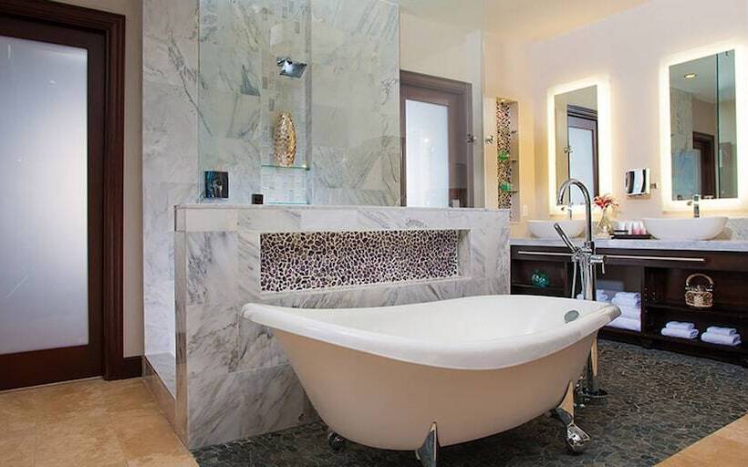 هتل Sandals Royal Caribbean   All Inclusive Couples Only