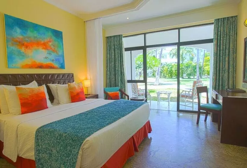 Sarova Whitesands Beach Resort & Spa