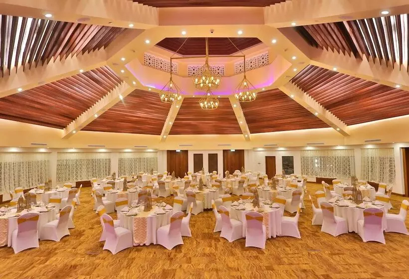 Sarova Whitesands Beach Resort & Spa