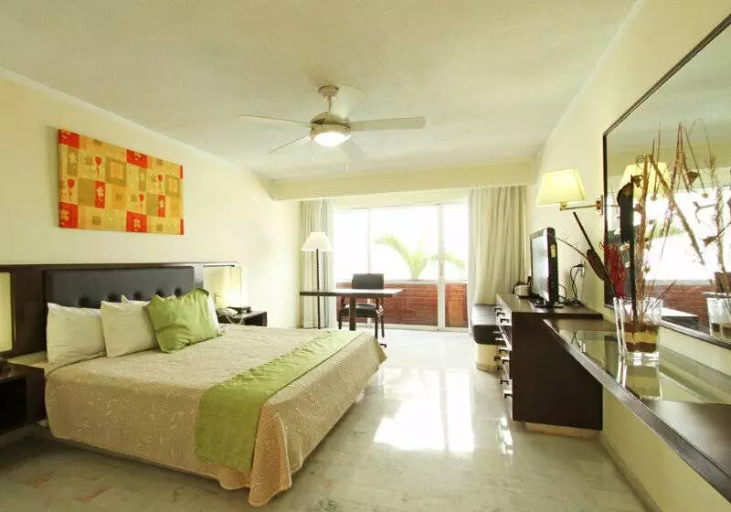 ホテル Aguamarina