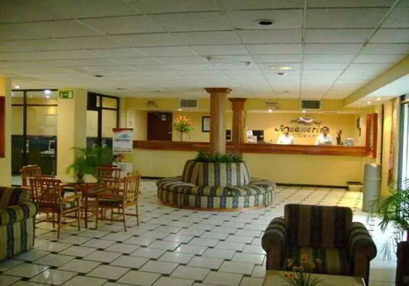 ホテル Aguamarina