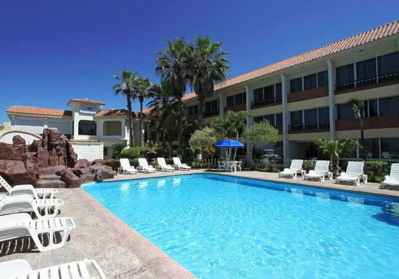 ホテル Aguamarina