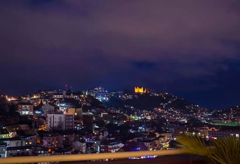 فندق Hôtel Colbert   Spa & Casino