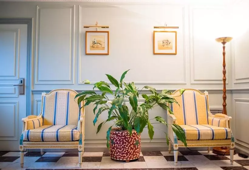 فندق Hôtel Colbert   Spa & Casino