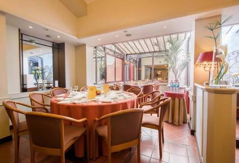 فندق Hôtel Colbert   Spa & Casino