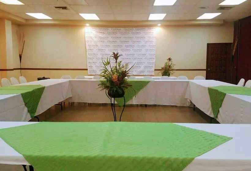 ホテル Colonial Ciudad Juarez
