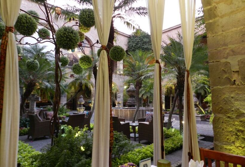 فندق De La Soledad