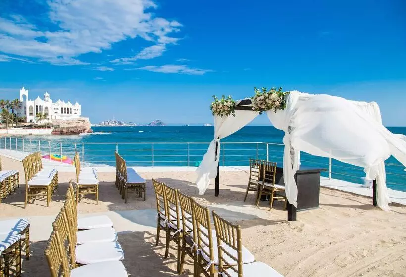 Hotel Emporio Mazatlan