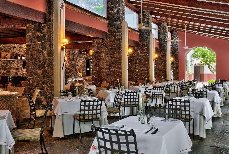 هتل Hacienda Jurica By Brisas