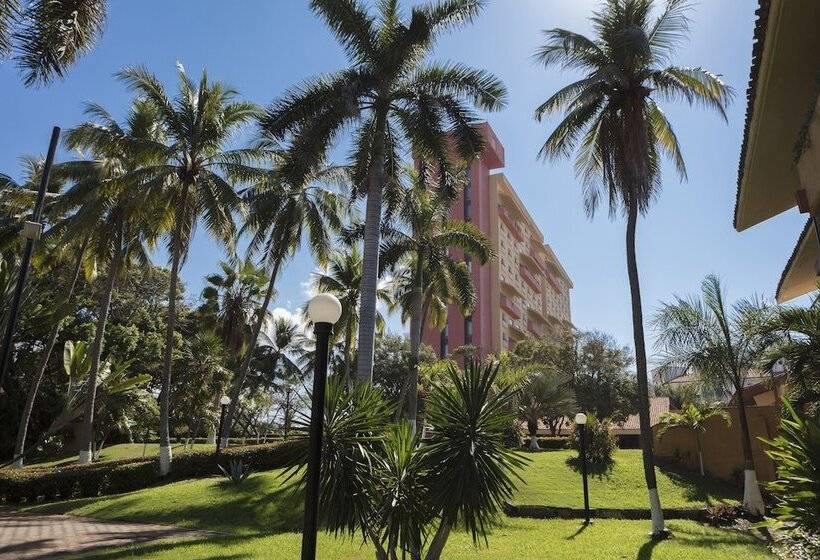 هتل Holiday Inn Resort Ixtapa All Inclusive, An Ihg