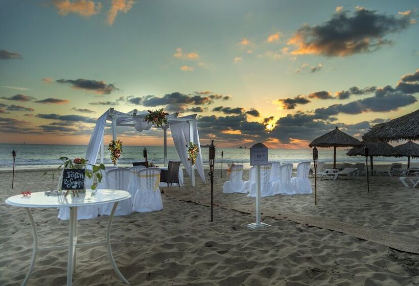 هتل Holiday Inn Resort Ixtapa All Inclusive, An Ihg