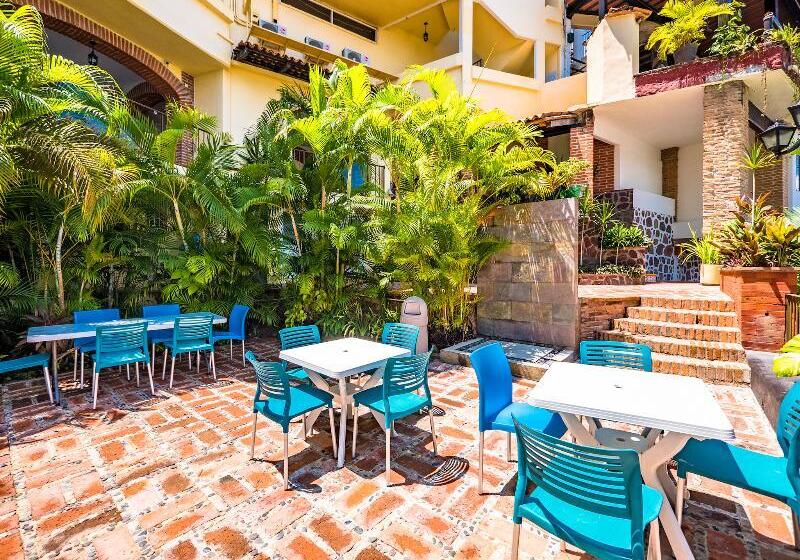 Marboka Hotel & Suites