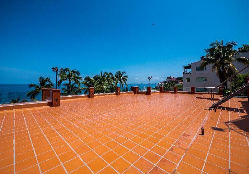 Marboka Hotel & Suites