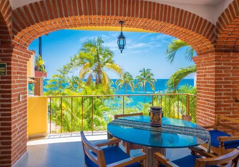 Marboka Hotel & Suites