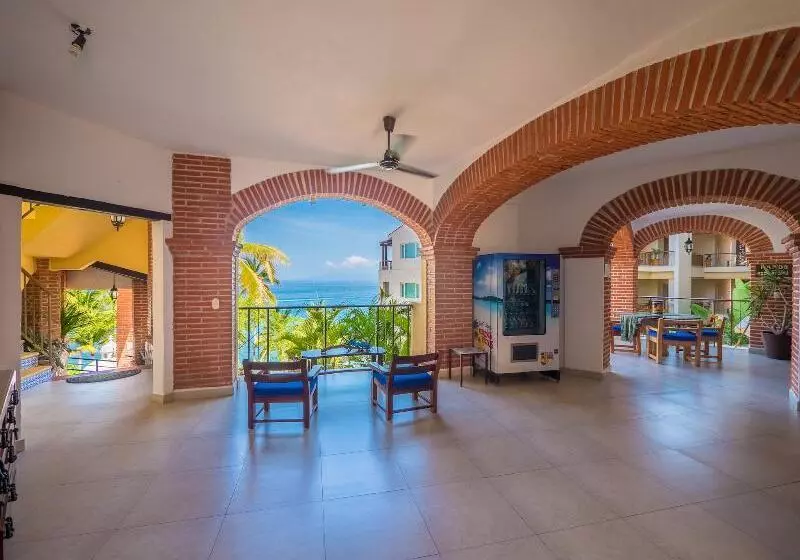 Marboka Hotel & Suites