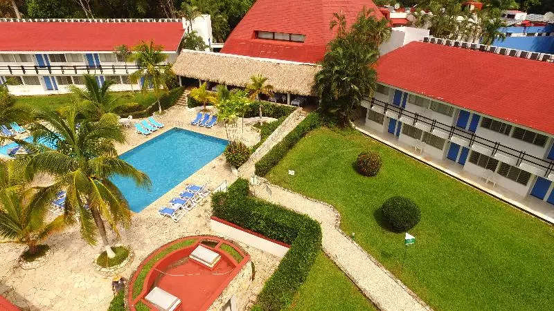 Hotel Mision Palenque