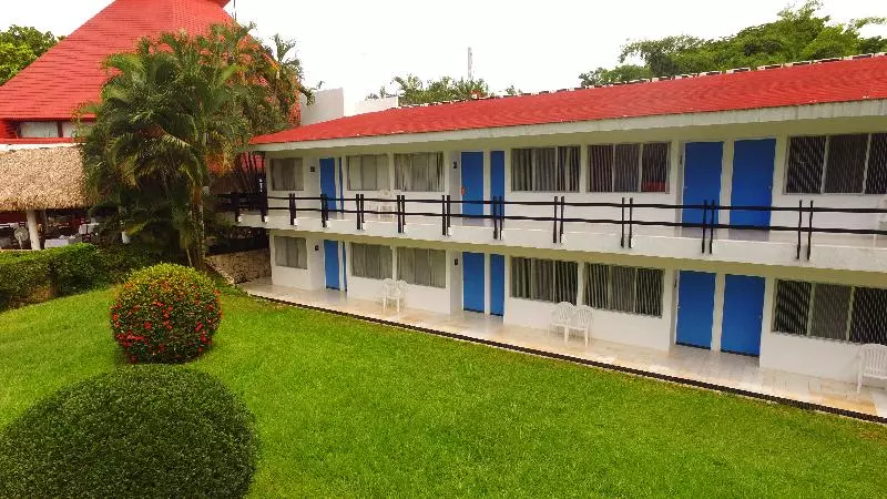 Hotel Mision Palenque