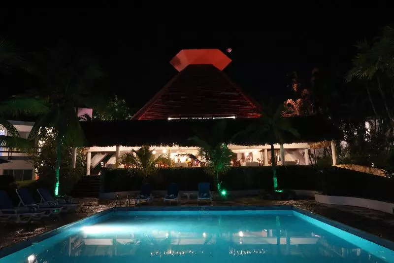 Hotel Mision Palenque