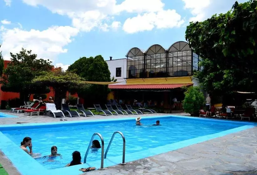 ホテル Posada De La Aldea