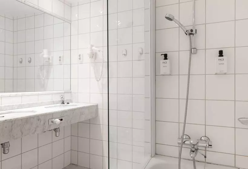 فندق Scandic Oslo City