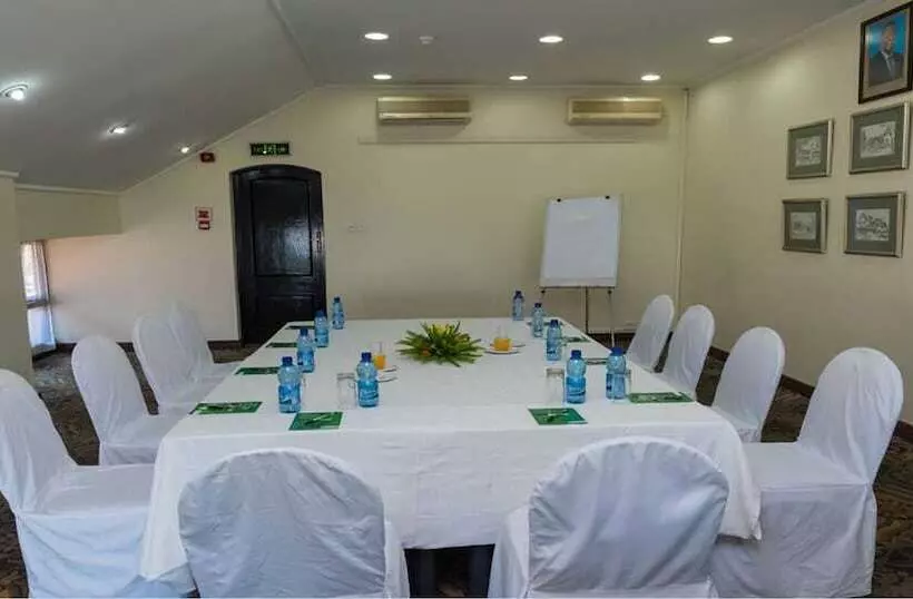 هتل Sunbird Ku Chawe