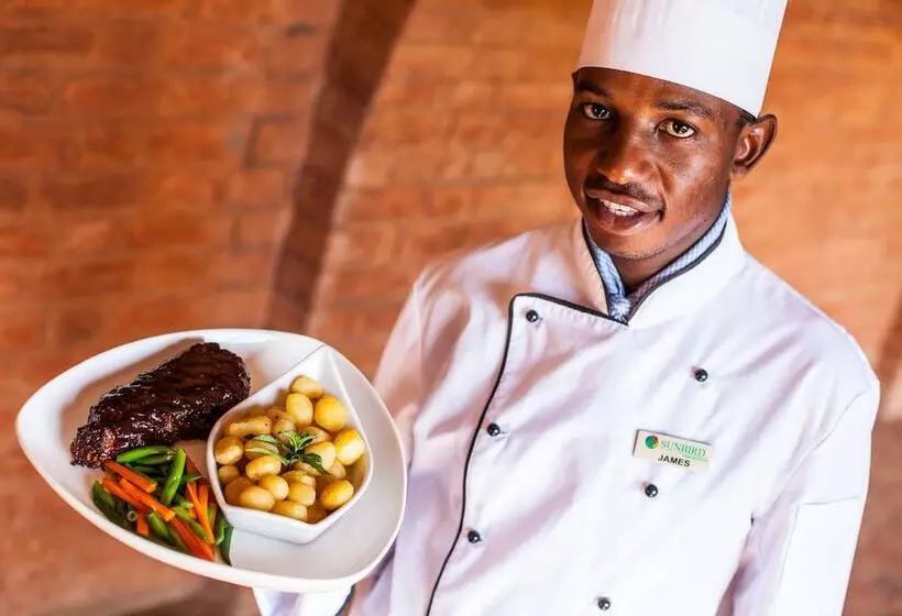 هتل Sunbird Ku Chawe