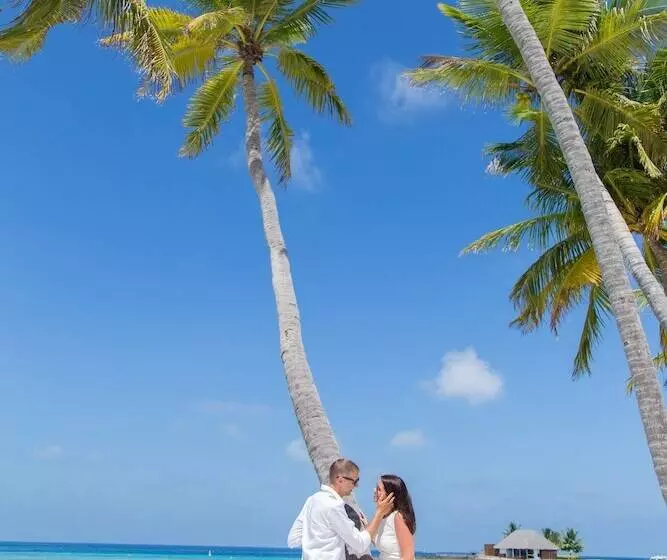 Veligandu Maldives Resort Island